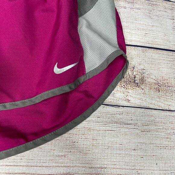 Nike Dri-Fit Shorts Size S - Picture 2 of 5